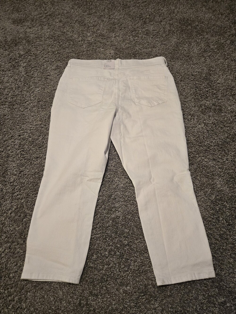 Women’s White High Waisted Capri